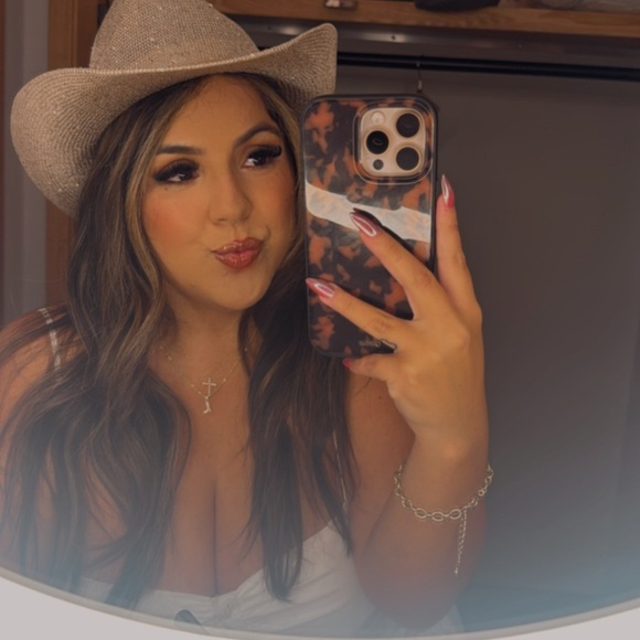 ryannejaclyn1